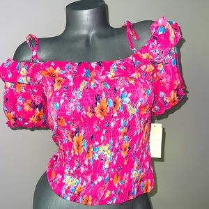 Rowa woman’s girls short sleeves printed top/blouse size Large